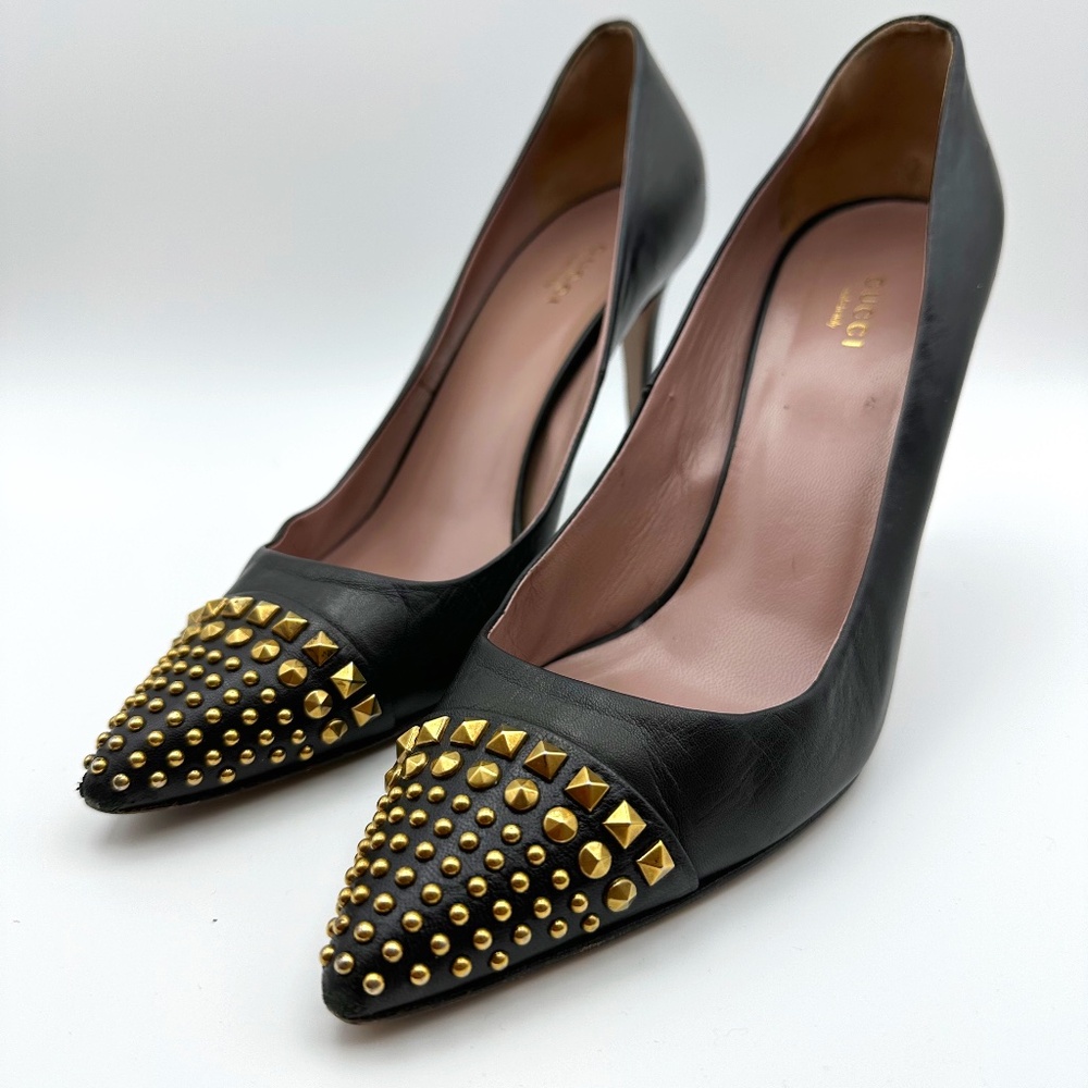 Vintage Gucci classic pumps size 40.5.  100mm